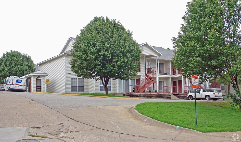 The Parker on Black Oak 608 Black Oak Ave Springdale AR 72764