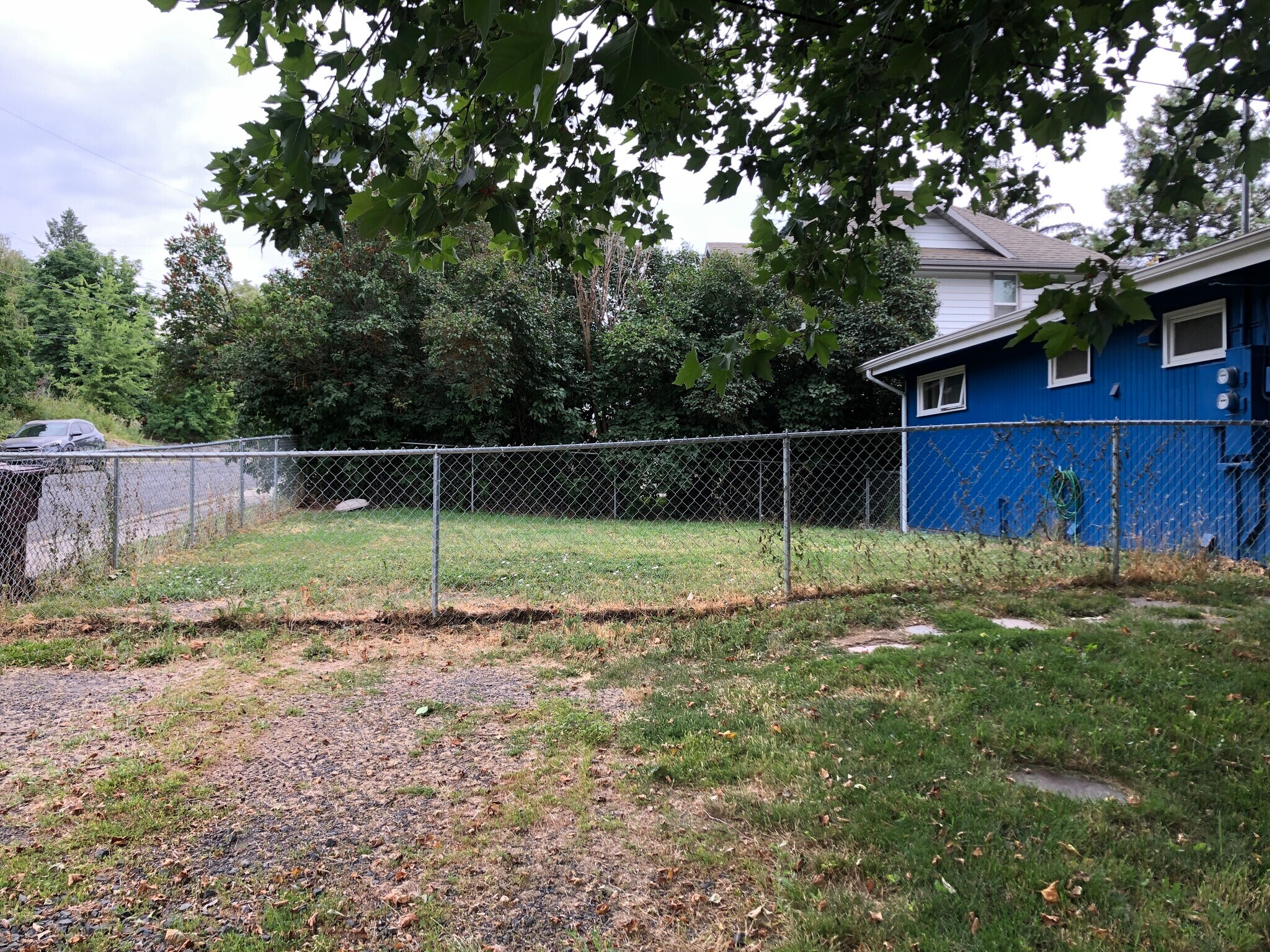 Building Photo - 625 SE Taylor St