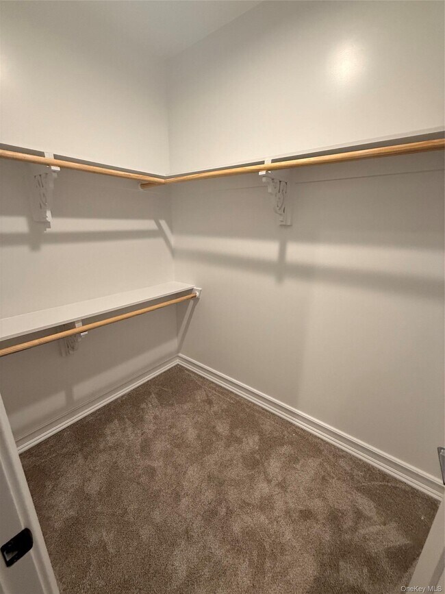 Building Photo - 122 Greenwich Ave