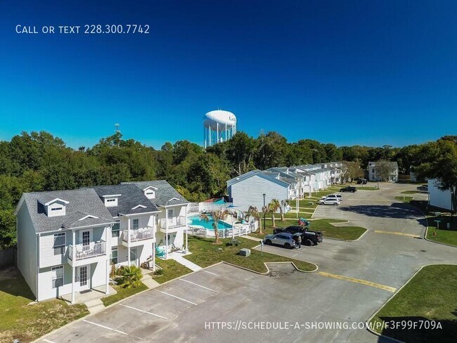 Building Photo - 1229 Century Oaks Dr