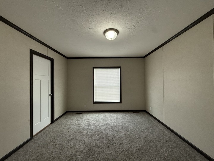 Building Photo - 10610 State Rte 762