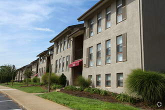 Building Photo - The Commons at Cowan Boulevard