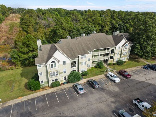 Building Photo - 962-6 Stewarts Creek Dr