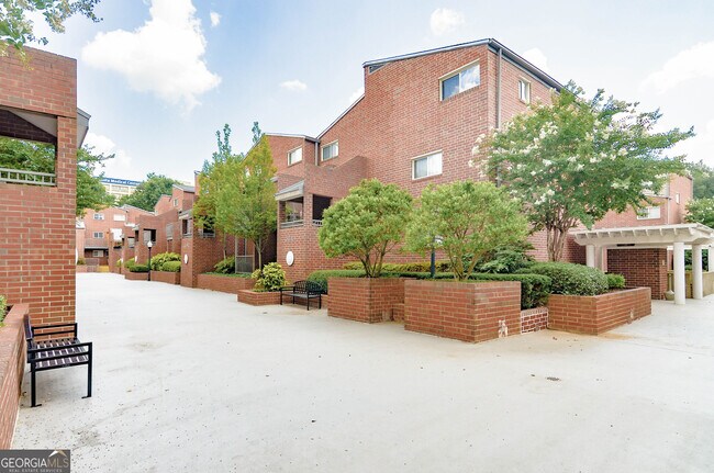 Building Photo - 375 Ralph McGill Blvd NE