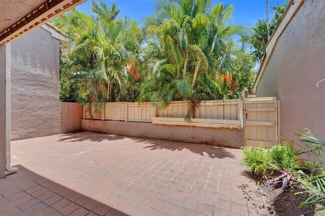 Building Photo - 103 Heatherbrook Way