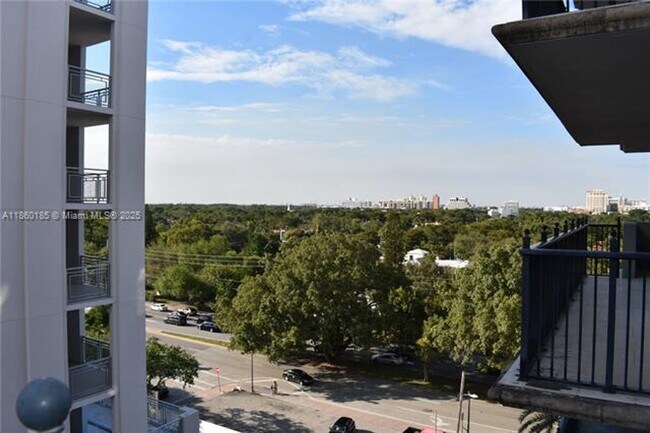 Building Photo - 4100 Salzedo St