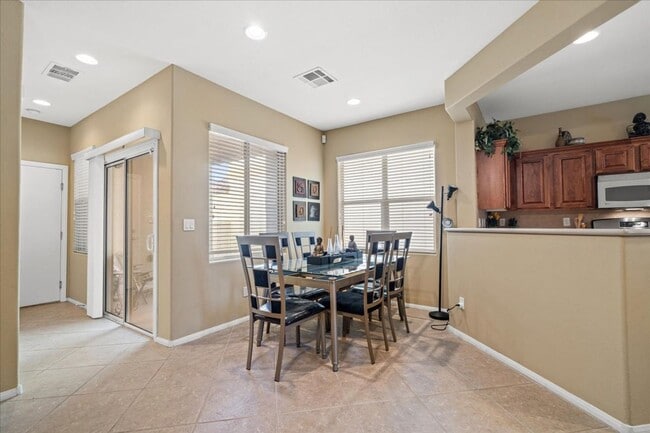 Building Photo - Beautiful Tuscan Inspired 3 Bedroom Home in Centennial Hills