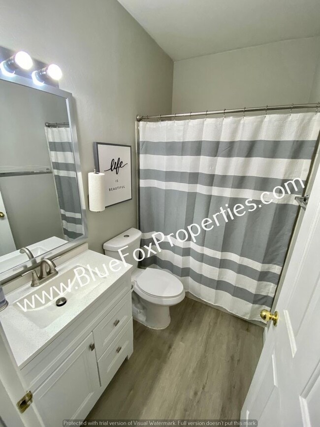 Building Photo - 1365 E Zulema Loop