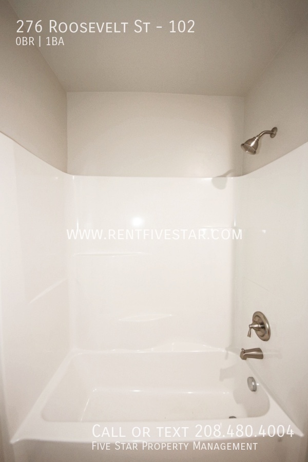 Building Photo - NEW Studio Apartment Available at Gardner ...