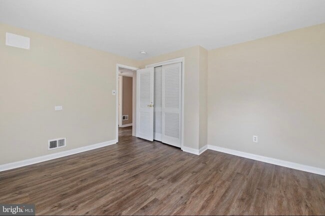 Building Photo - 4622 Upland Dr