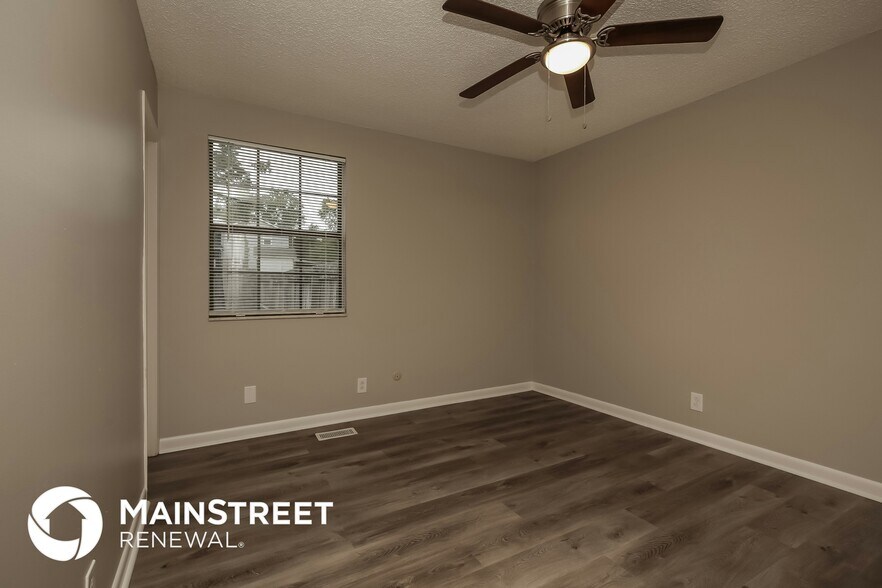 Building Photo - 431 Sunset Dr