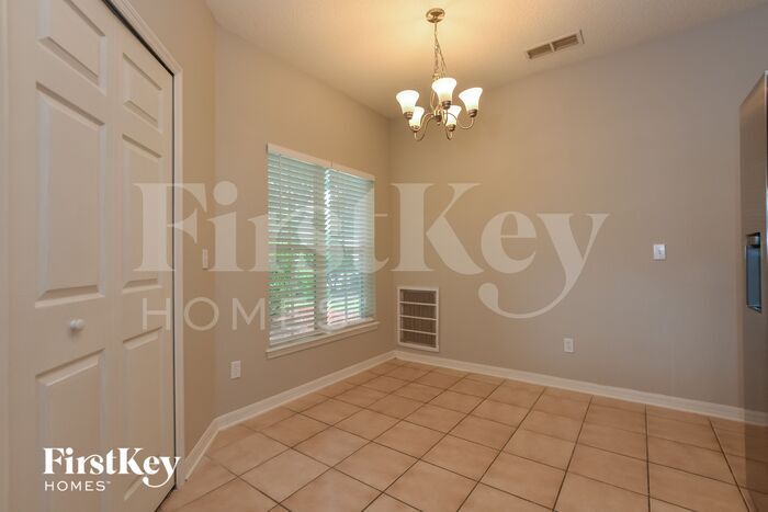 Building Photo - 6017 Spring Creek Ct