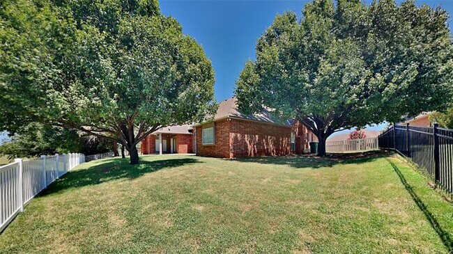Building Photo - 16521 Fenwick Blvd