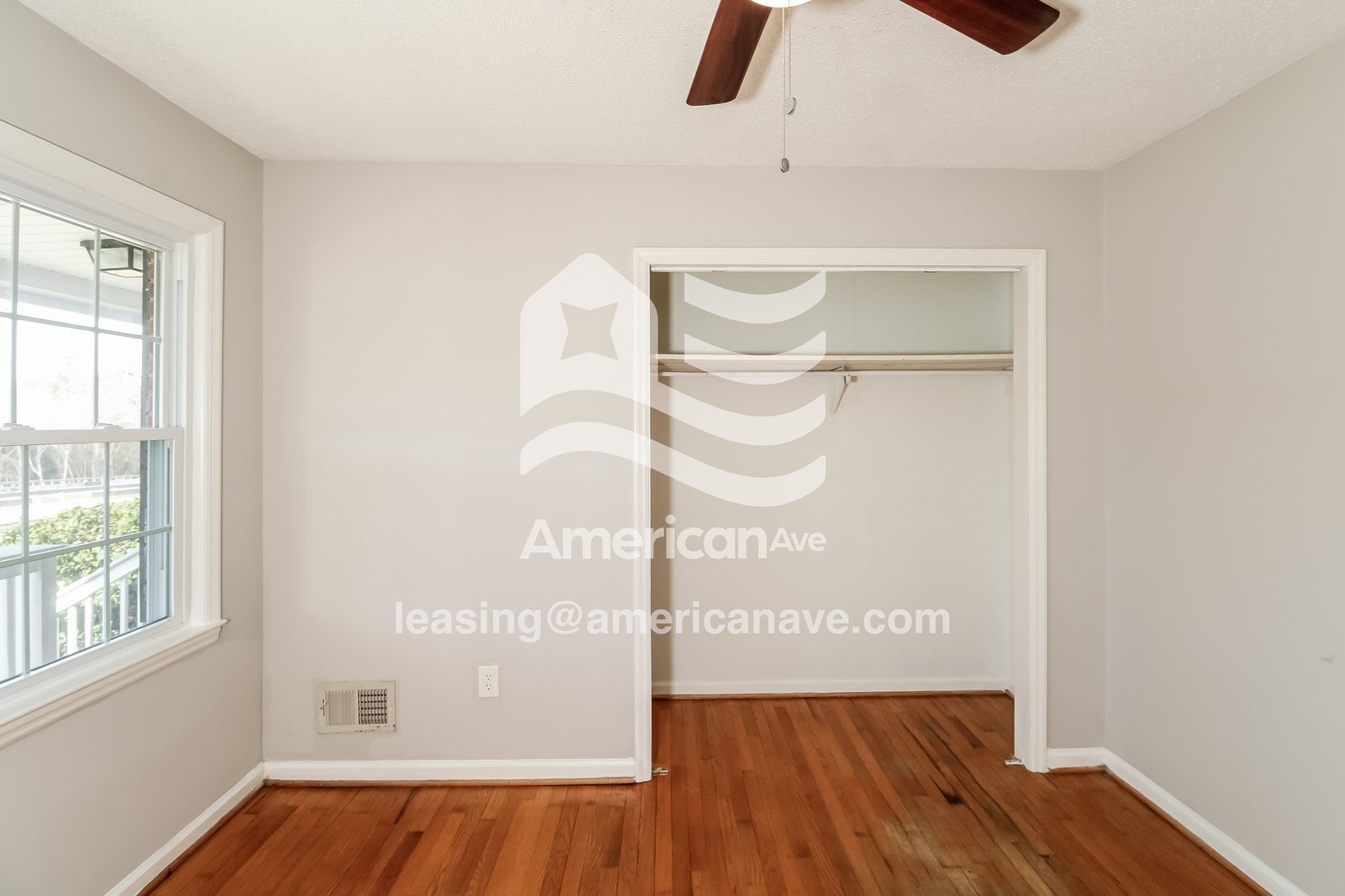 Building Photo - 1807 Holly Hill Dr