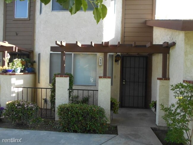 Primary Photo - 4600 Beechwood St
