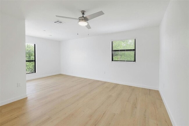 Building Photo - 1915 E Martin Luther King Jr Blvd