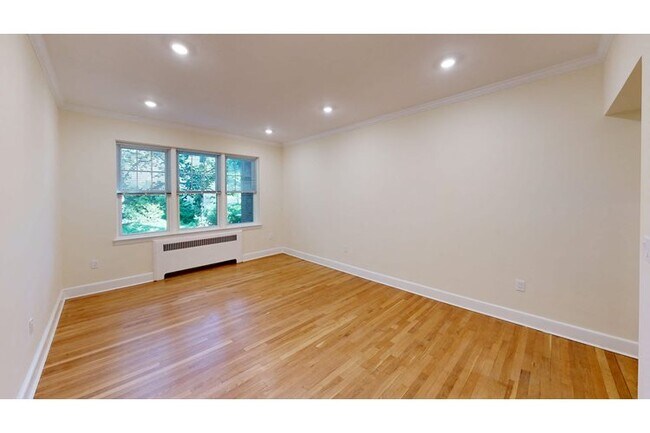 Building Photo - 77 Kilsyth Rd