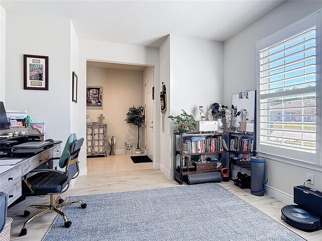 Building Photo - 6485 Shimmering Shrs Ln