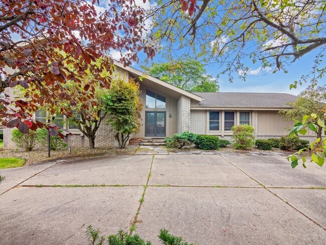 Primary Photo - 1821 Argosy Ct