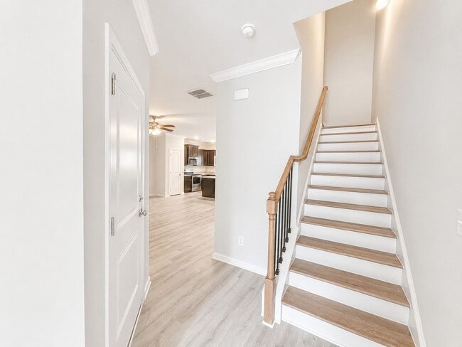 Building Photo - Discover your next home in the heart of Cornelia!