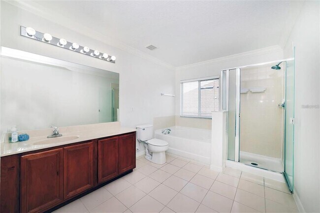 Building Photo - 10124 Malpas Point