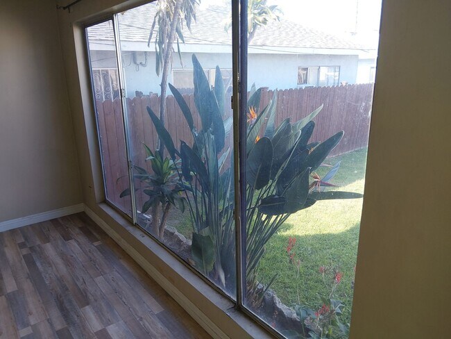 Building Photo - Mathis 8032-36 McKinley