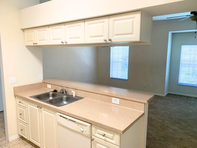 Building Photo - 1707 Eagle Pond Dr