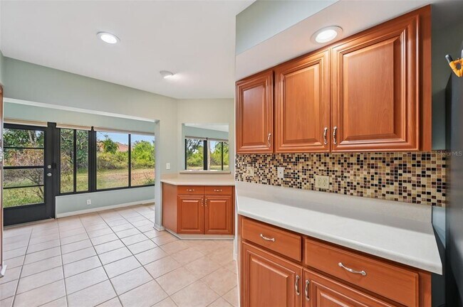 Building Photo - 227 Southampton Dr