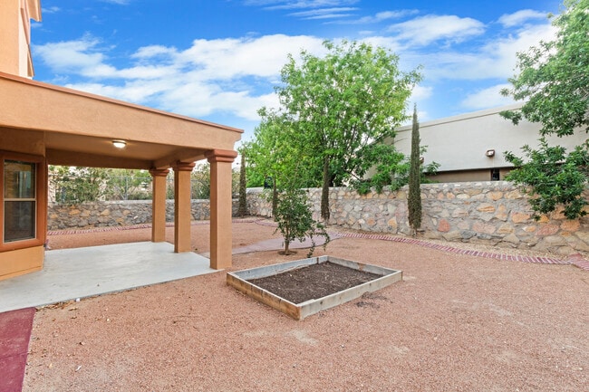 Building Photo - 3103 Sunny Prairie Dr