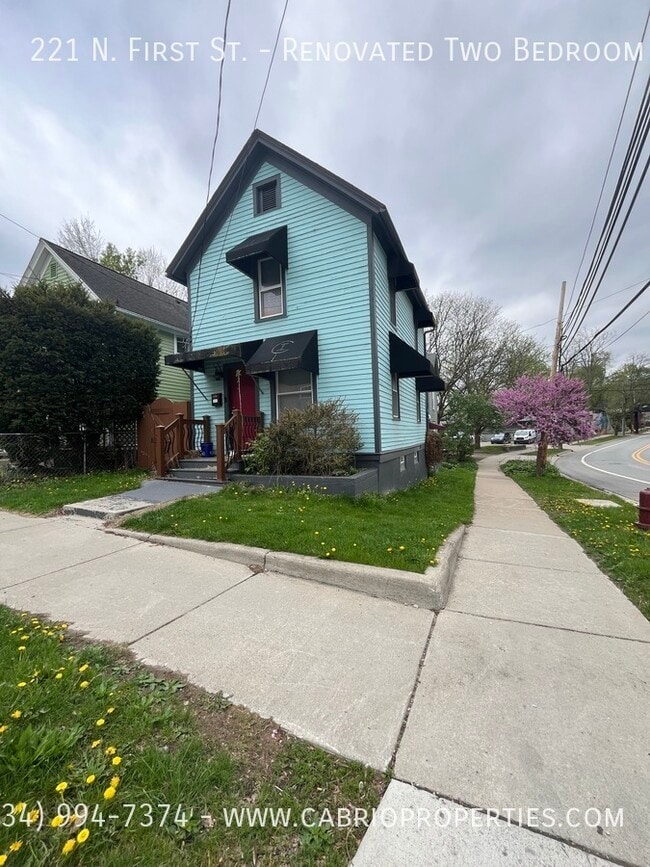 Building Photo - 221 N. First St.-Renovated Two Bedroom Home AVAILABLE NOW!