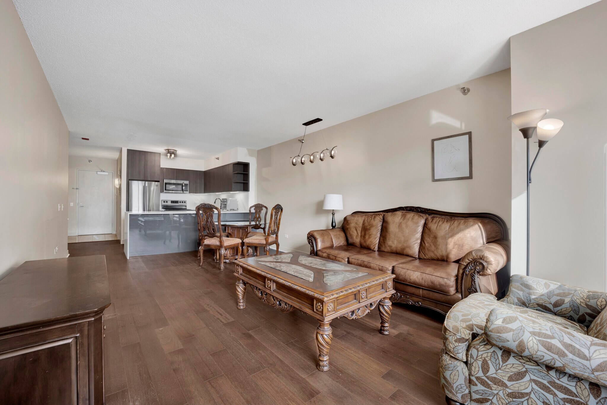 Building Photo - 512 N McClurg Ct