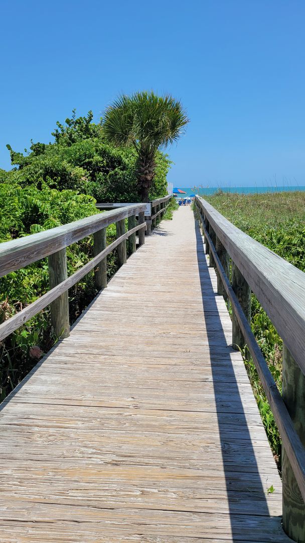 Building Photo - Fully Furnished Condo in the heart of Cocoa Beach-Available 10.1.24 to 4.30.25
