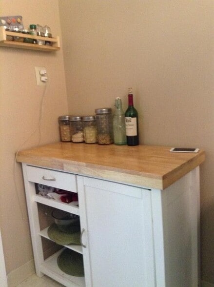 kitchen - 2010 Kalorama Rd NW