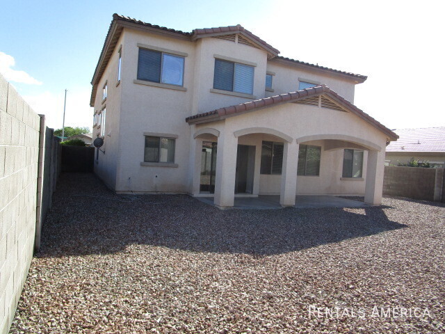 Building Photo - Desirable Rovey Farm Estates in Glendale l...