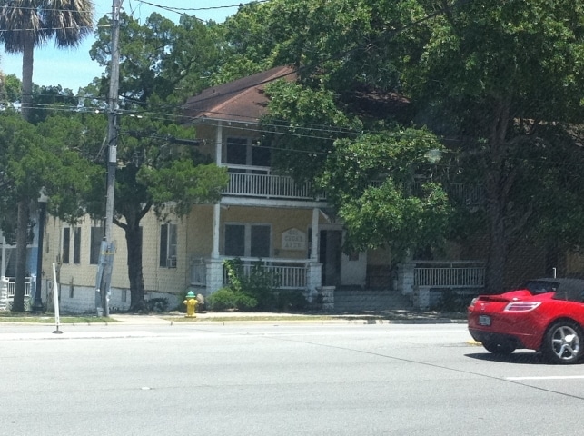 Primary Photo - 401 S Ridgewood Ave