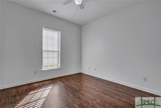 Building Photo - 179 Willow Point Cir