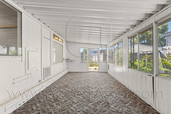 Building Photo - Spacious 2 Bedroom Home in a Desirable 55+ Hemet Community