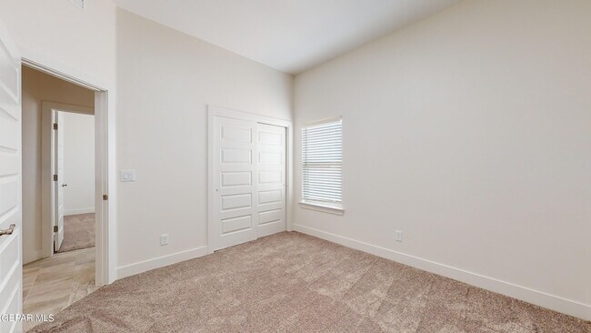 Building Photo - 440 Soleil Rd