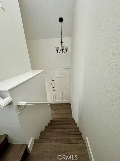 Building Photo - 883 Magnolia Ave