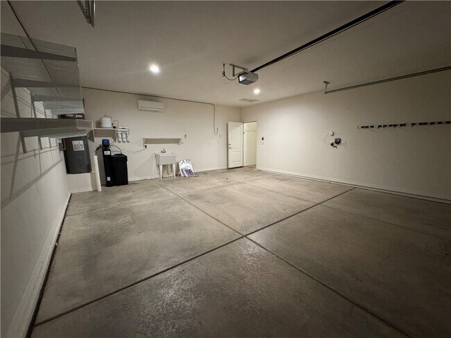Building Photo - 2744 Buffalo Trl