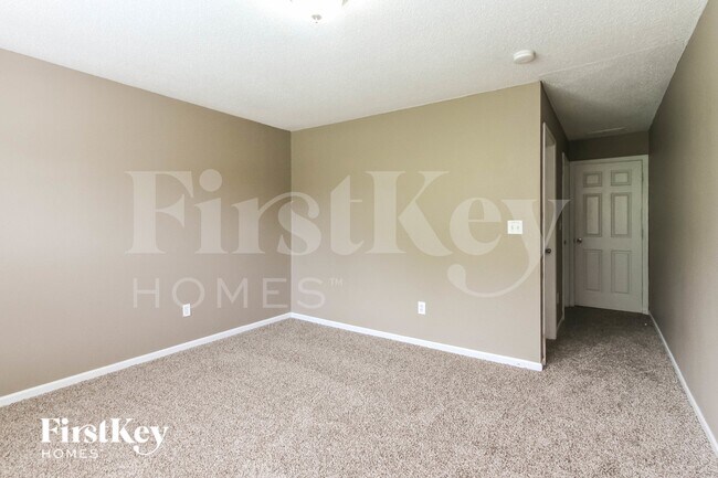 Building Photo - 353 Watercress Way