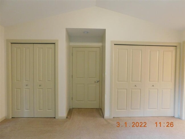 Building Photo - Single Family Home located in a quiet, pea...