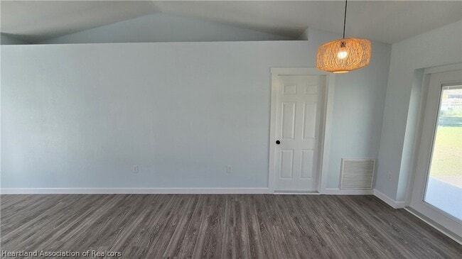 Building Photo - 5201 Diamond Dr