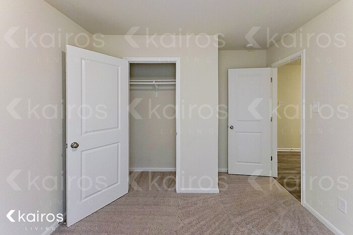 Building Photo - 15601 Briar Forest Dr