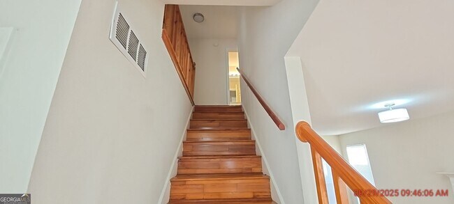 Building Photo - 7102 Sir Galahad Way