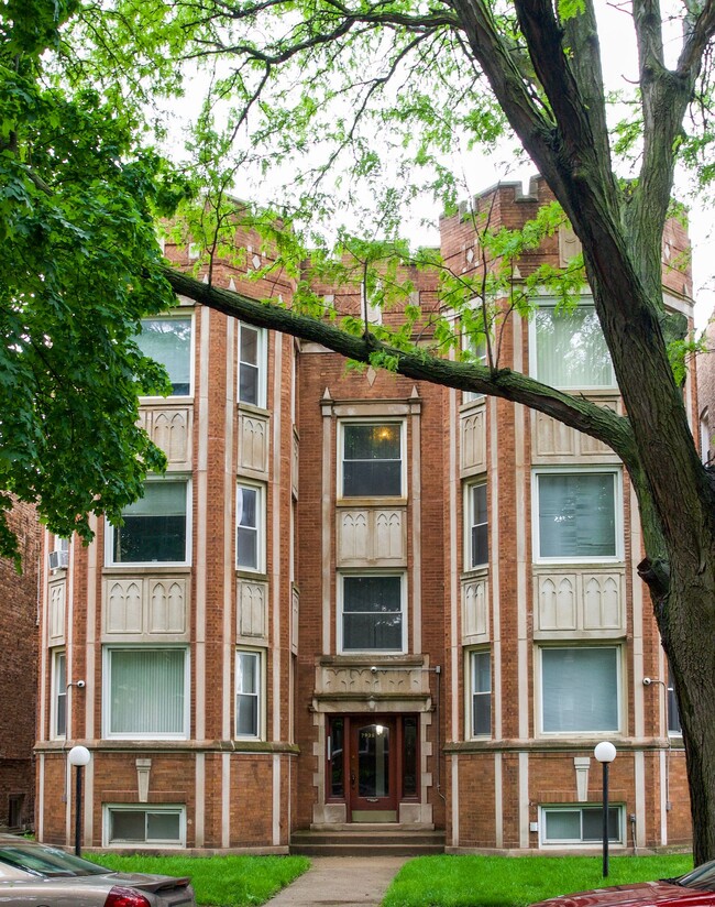 Primary Photo - 2 Bedroom Charmer