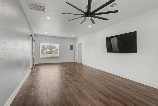 Building Photo - “Farmhouse Charm Meets Modern Luxury on a Serene 5-Acre Lot!”