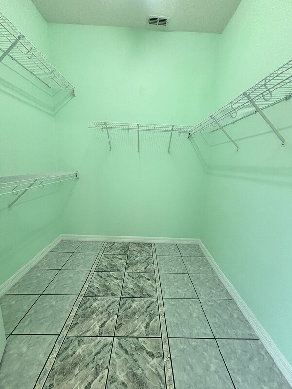 Building Photo - 6561 Franconia Dr