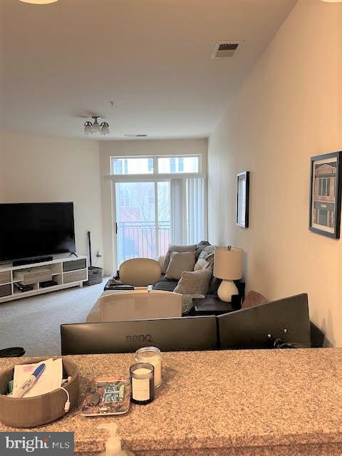 Building Photo - 2655 Prosperity Ave