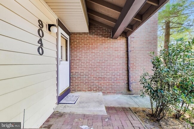 Building Photo - 9040 Centerway Rd